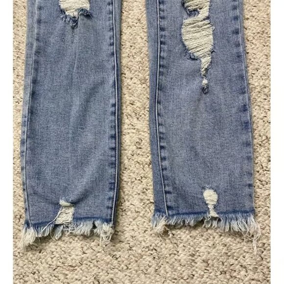 Buckle Risen High-Rise Distressed Crop Straight Leg Raw Fray - Picture 3 of 4